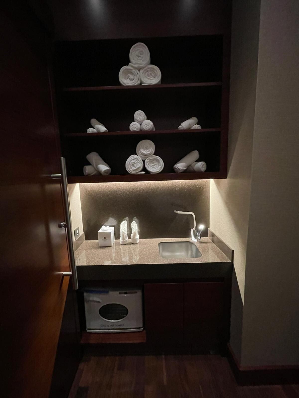 Bahrain Airport Hotel Manama Luaran gambar